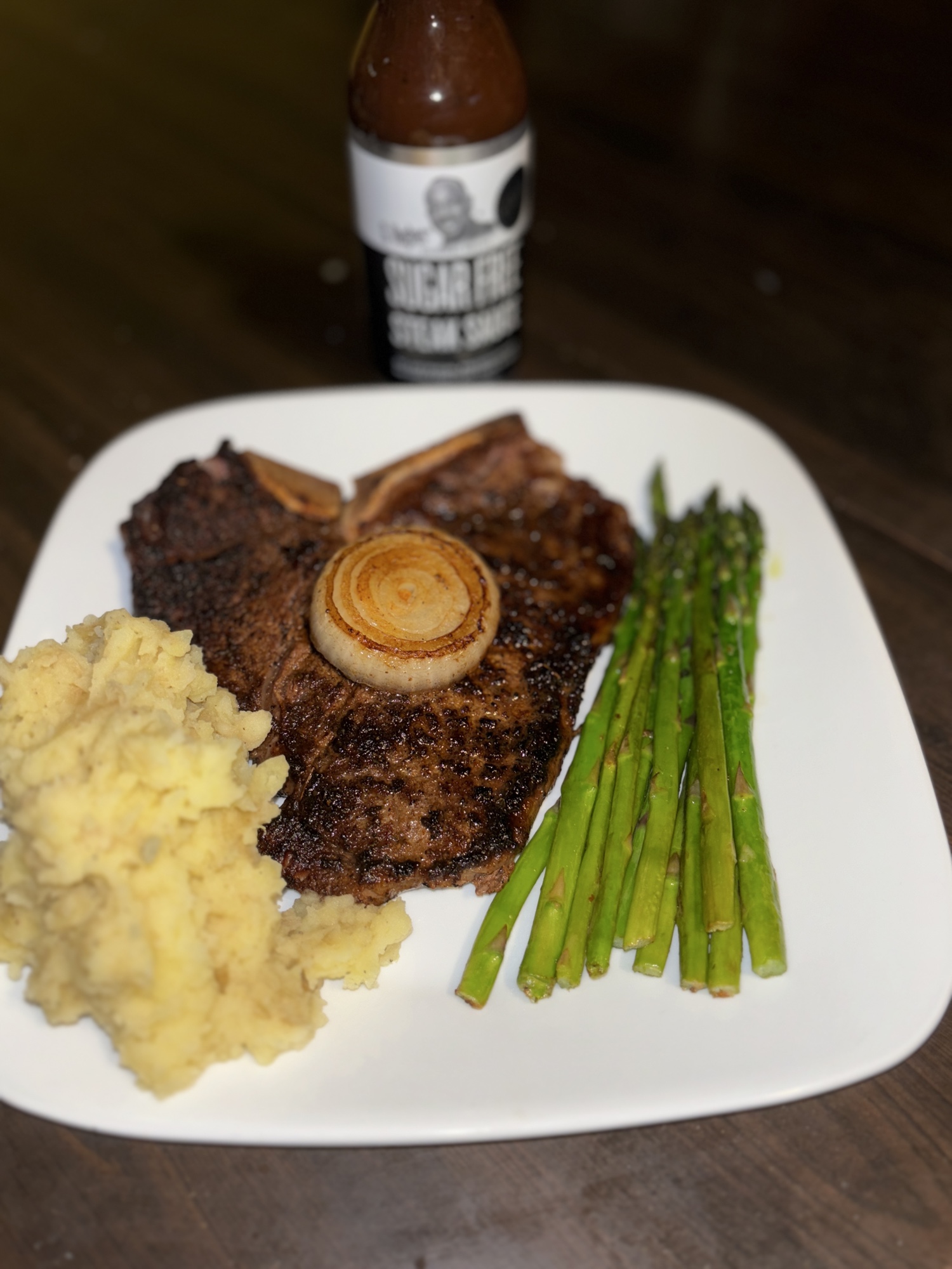 Seared Ribeye with Mashed Potatoes and Asparagus